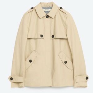 Zara Short Lined Trench Coat with Black Buttons size small EUC